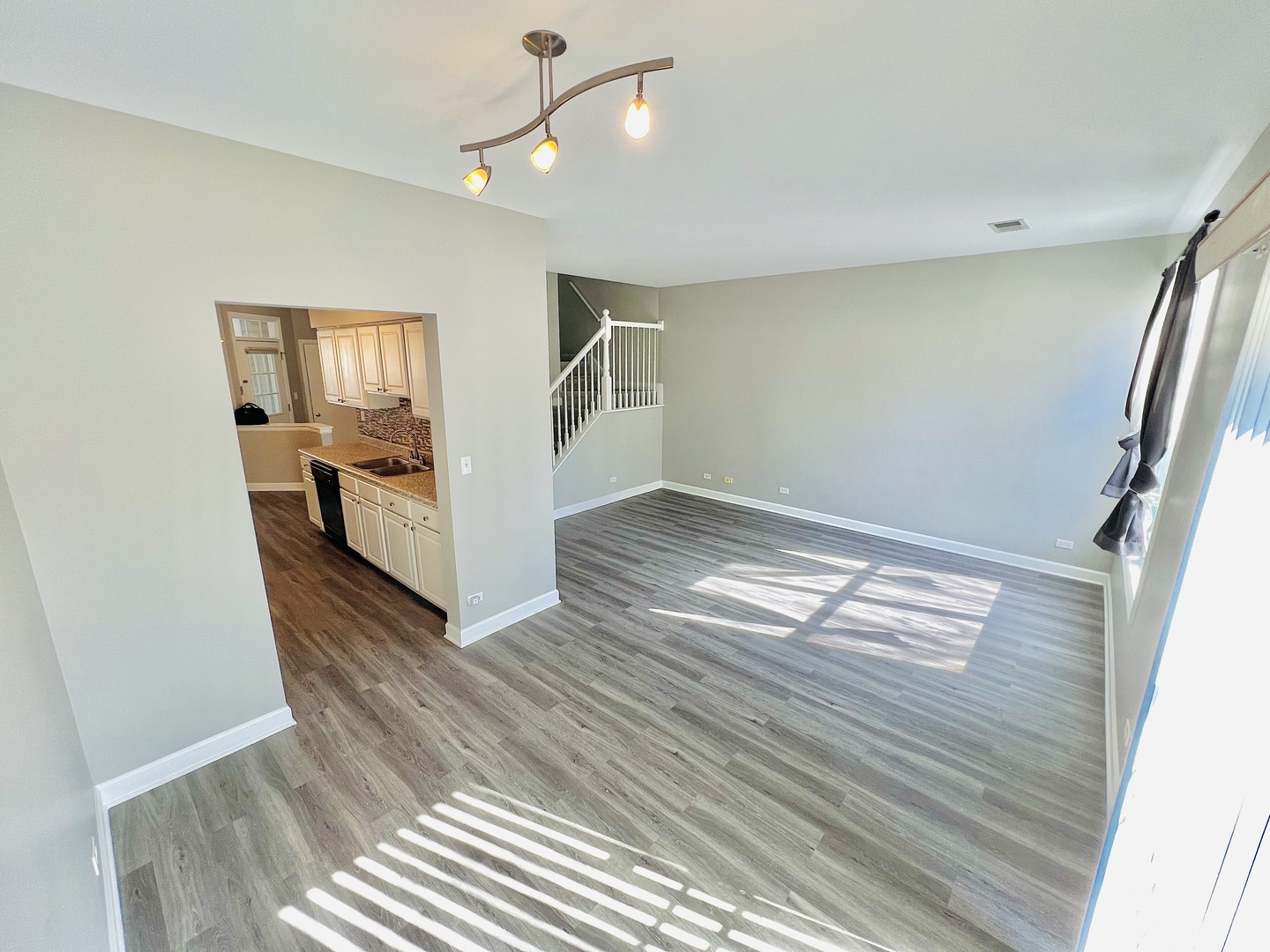 925 Sheridan Circle Naperville IL 60563