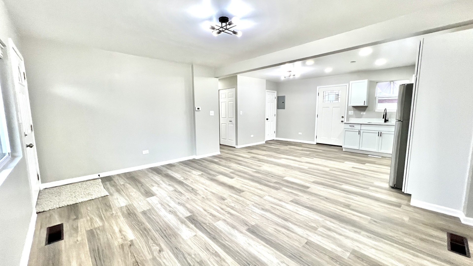 859 Foran Lane Aurora IL 60506
