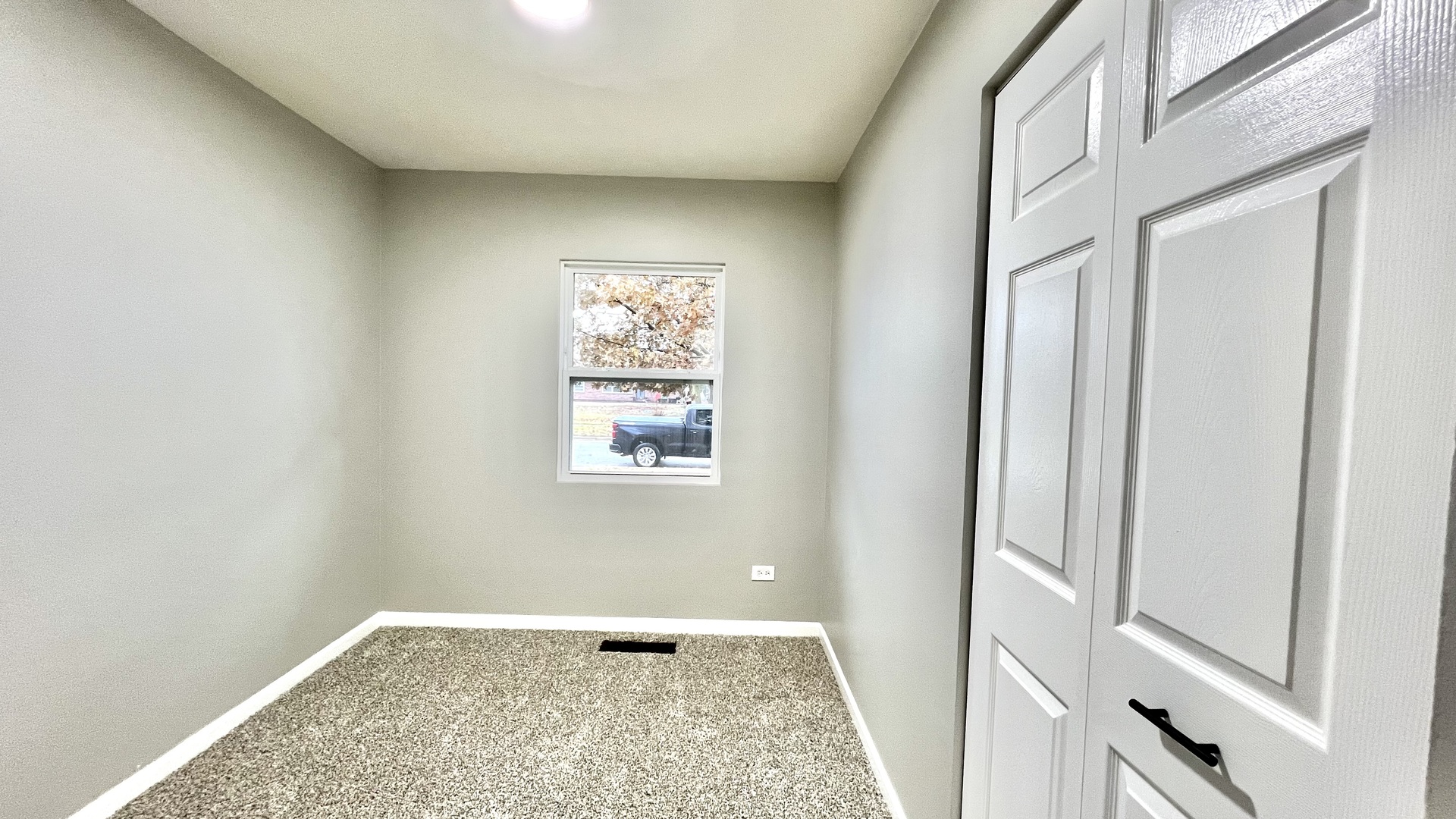 859 Foran Lane Aurora IL 60506