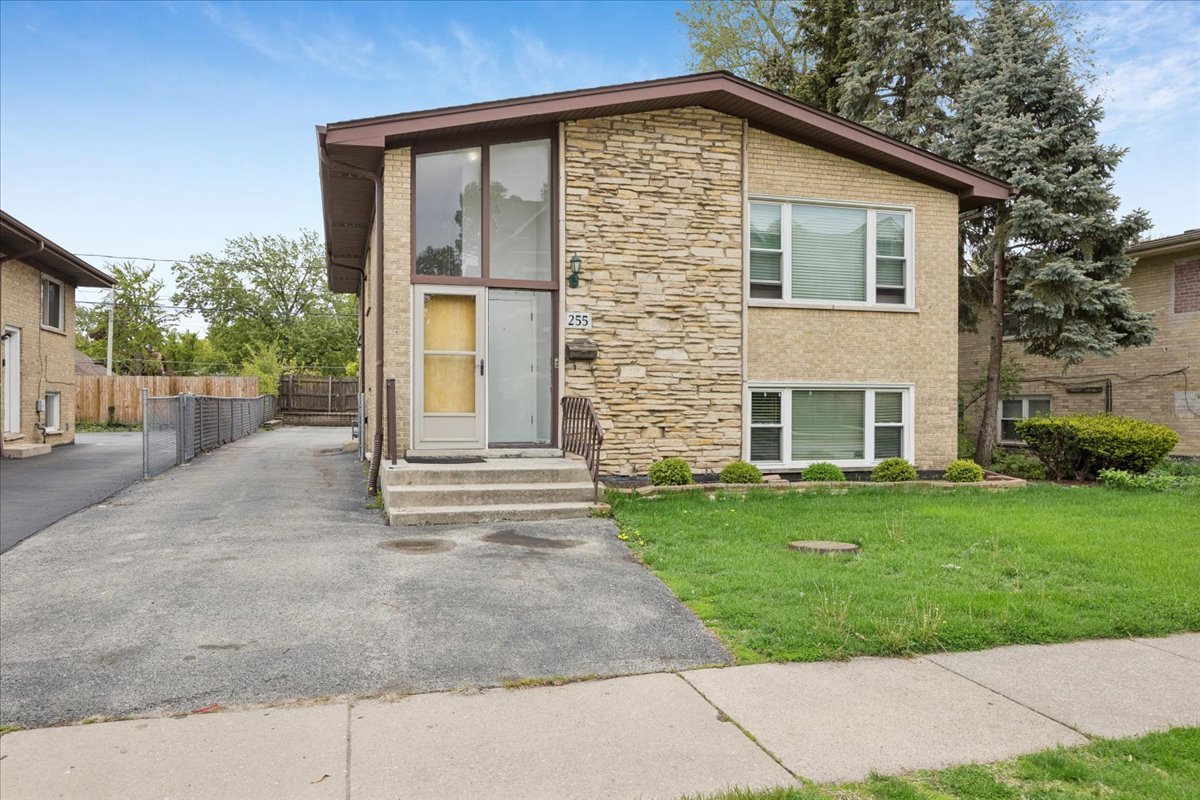 255 East Burlington Street Riverside IL 60546