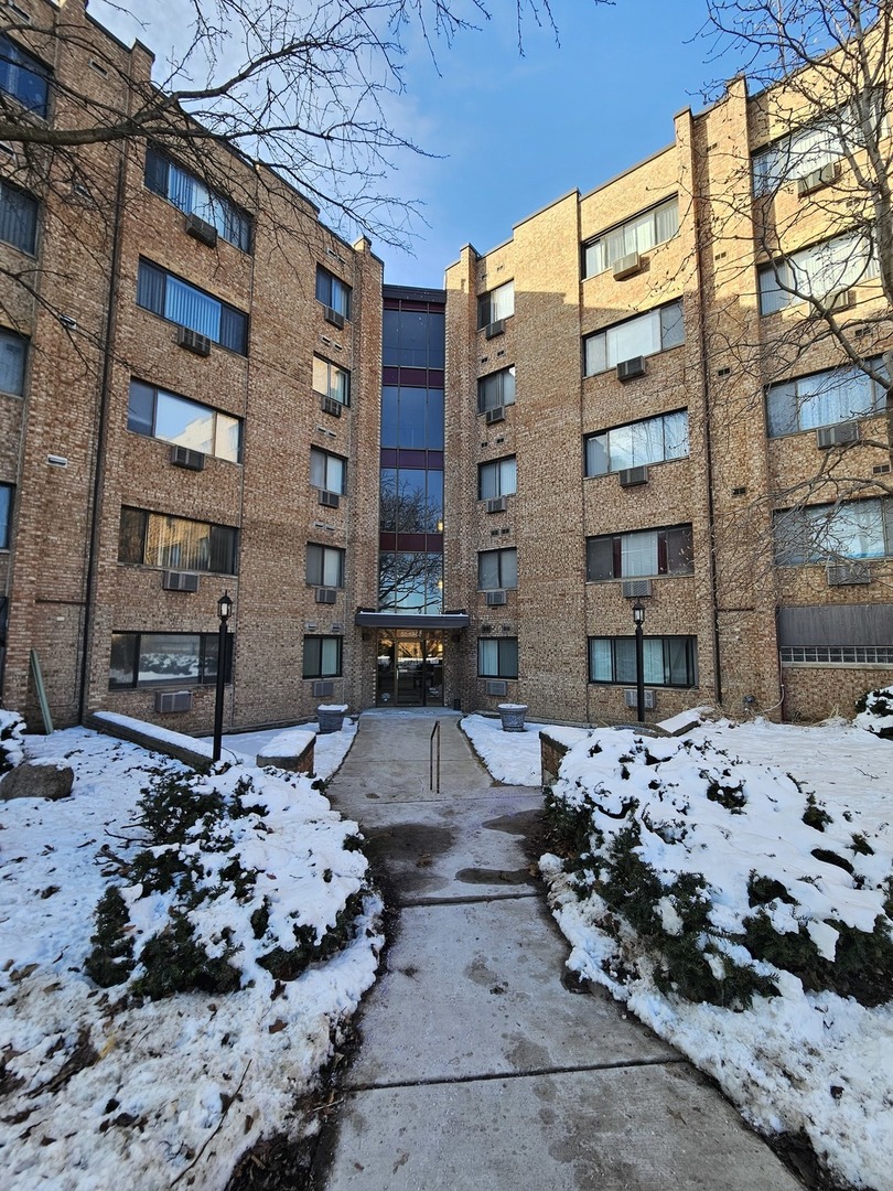 5358 North Cumberland Avenue Chicago IL 60656