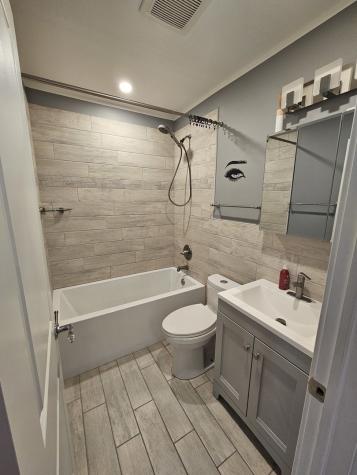 5358 North Cumberland Avenue Chicago IL 60656
