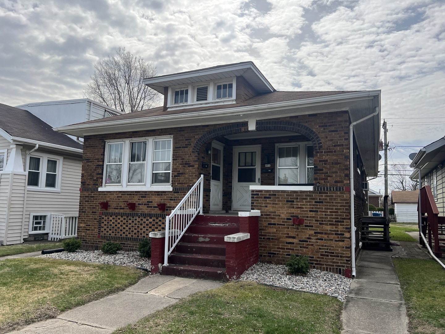 331 157TH Street Calumet City IL 60409