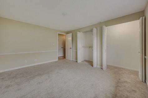 219 Kendrick Court Schaumburg IL 60194