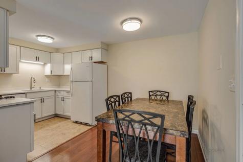 219 Kendrick Court Schaumburg IL 60194