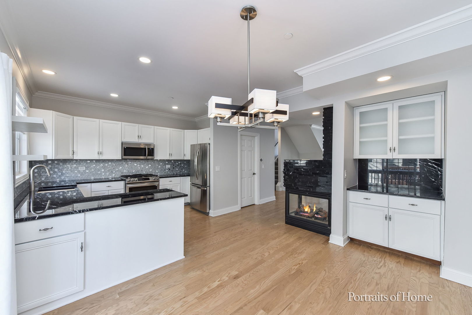 850 Shandrew Drive Naperville IL 60540