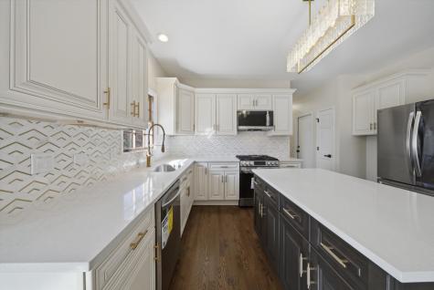 1215 Triple Crown Court Bartlett IL 60103