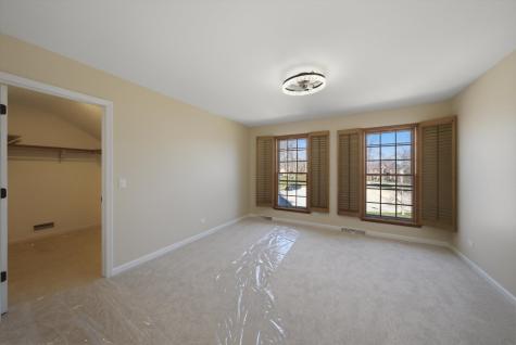 1215 Triple Crown Court Bartlett IL 60103