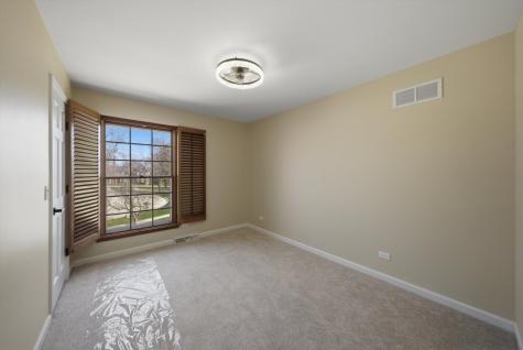 1215 Triple Crown Court Bartlett IL 60103