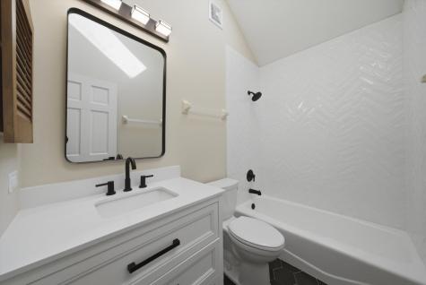 1215 Triple Crown Court Bartlett IL 60103