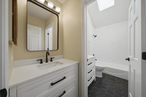1215 Triple Crown Court Bartlett IL 60103