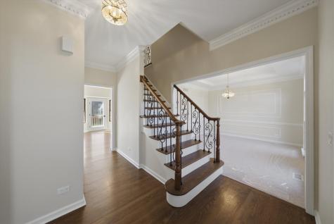 1215 Triple Crown Court Bartlett IL 60103