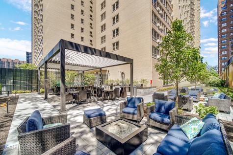 3950 North Lake Shore Drive Chicago IL 60613