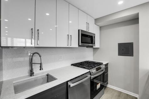 3950 North Lake Shore Drive Chicago IL 60613