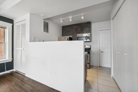 30 East Roosevelt Road Chicago IL 60605