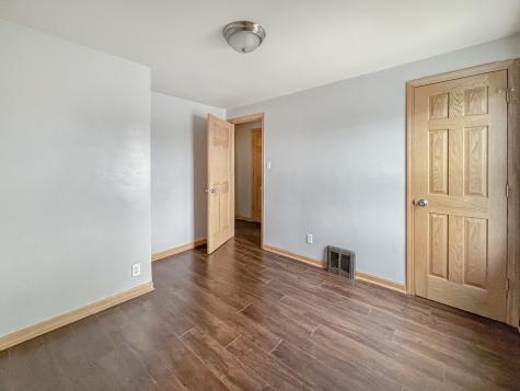 5156 West 63rd Place Chicago IL 60638