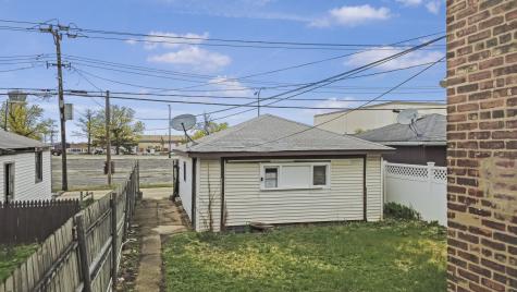 5156 West 63rd Place Chicago IL 60638