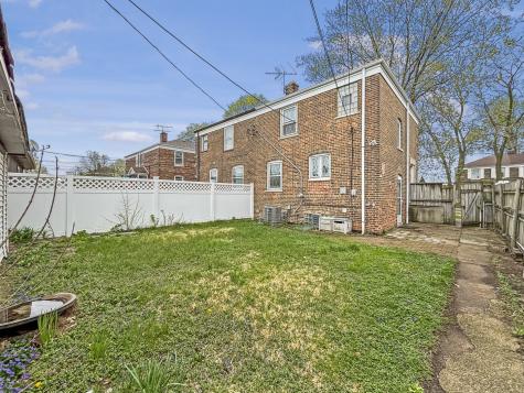 5156 West 63rd Place Chicago IL 60638