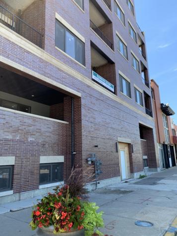 927 West Irving Park Road Chicago IL 60613