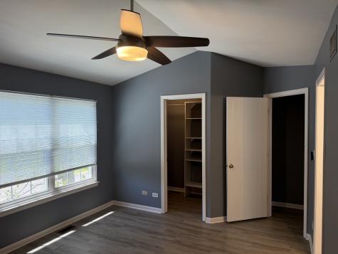 1251 Bradwell Lane Mundelein IL 60060