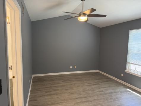 1251 Bradwell Lane Mundelein IL 60060