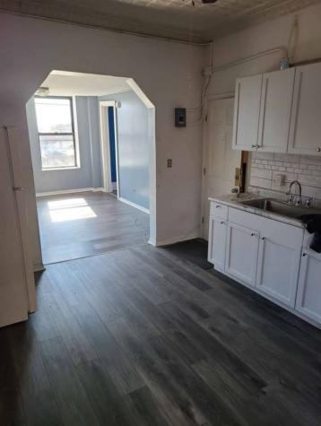 1332 West 18th Street Chicago IL 60608