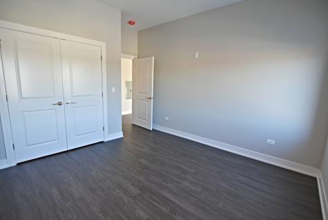 1730 West Greenleaf Avenue Chicago IL 60626