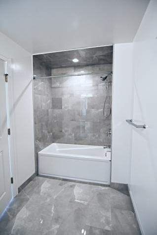 1730 West Greenleaf Avenue Chicago IL 60626