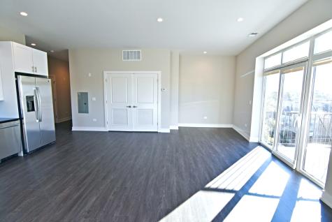 1730 West Greenleaf Avenue Chicago IL 60626