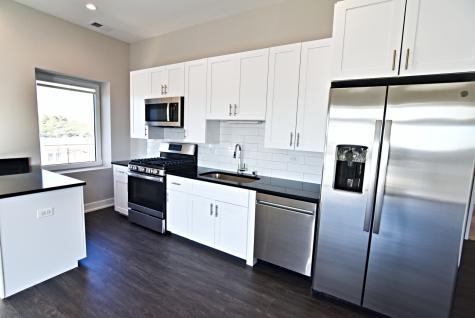 1730 West Greenleaf Avenue Chicago IL 60626