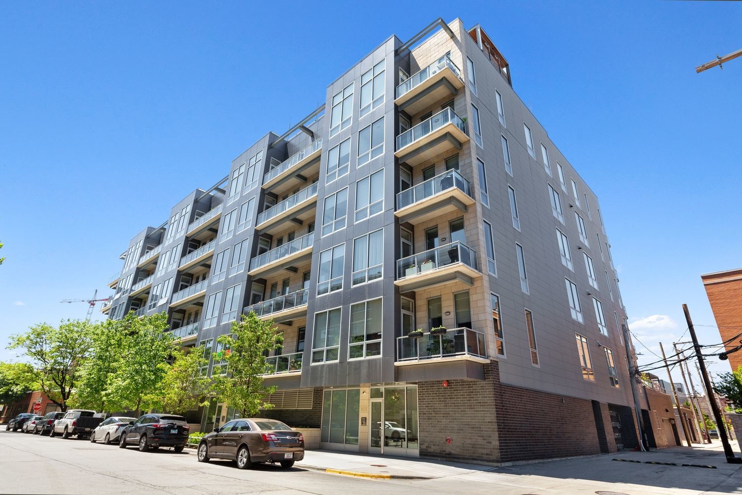 122 South Aberdeen Street Chicago IL 60607