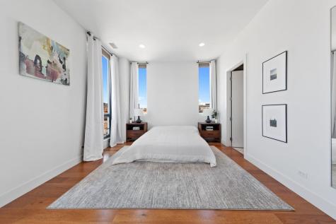 122 South Aberdeen Street Chicago IL 60607