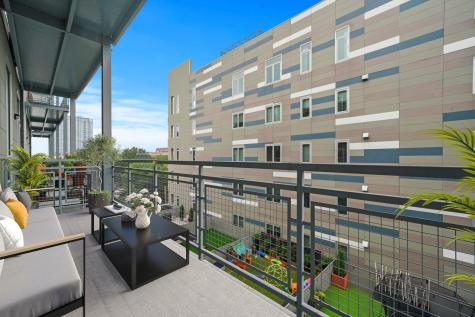 122 South Aberdeen Street Chicago IL 60607