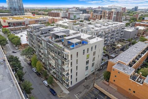 122 South Aberdeen Street Chicago IL 60607