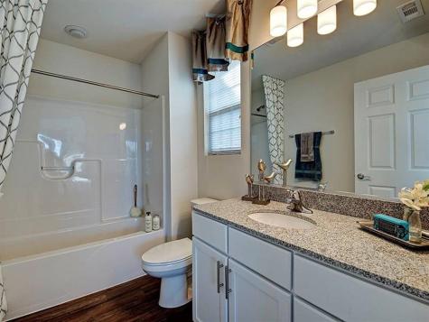 4232 Pond Willow Road Naperville IL 60564