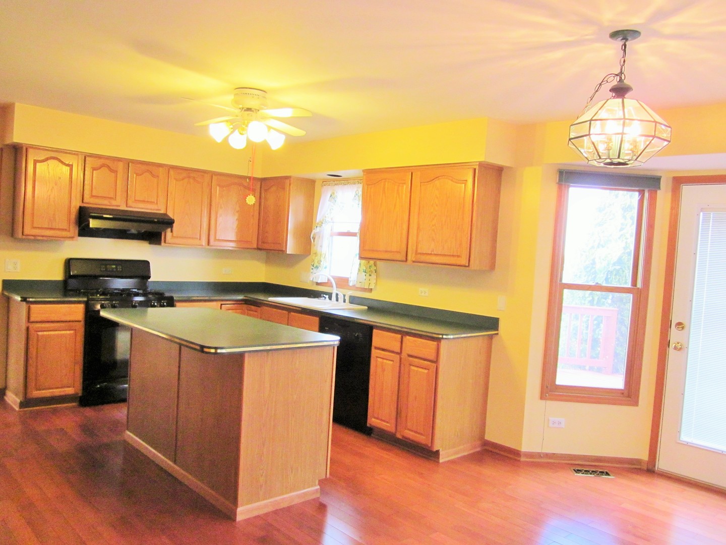 3690 Baybrook Drive Aurora IL 60504