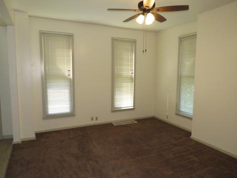 304 East Main Street Ottawa IL 60450