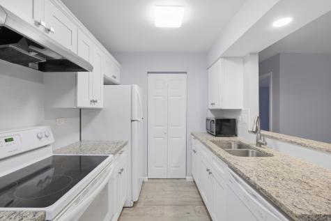 621 Virginia Road Crystal Lake IL 60014