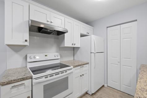 621 Virginia Road Crystal Lake IL 60014