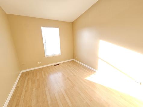 2315 North Meadows Lane Round Lake Beach IL 60073