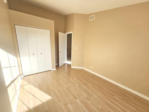 2315 North Meadows Lane Round Lake Beach IL 60073