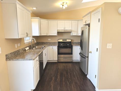 2315 North Meadows Lane Round Lake Beach IL 60073