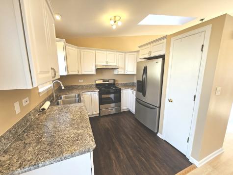2315 North Meadows Lane Round Lake Beach IL 60073