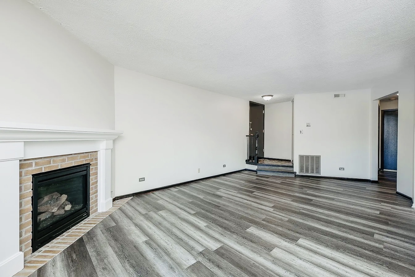 865 Sheldon Court Wheaton IL 60189