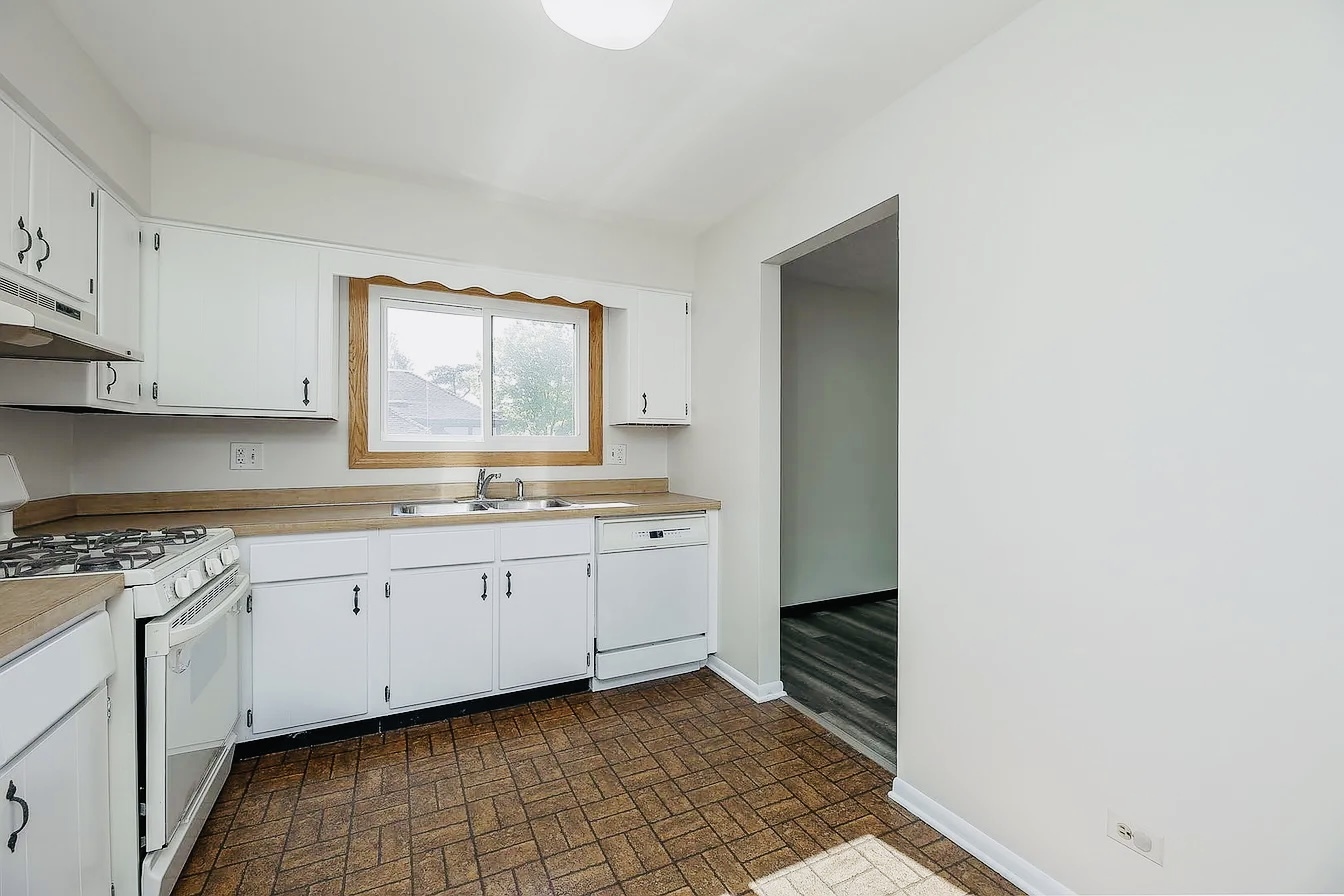 865 Sheldon Court Wheaton IL 60189