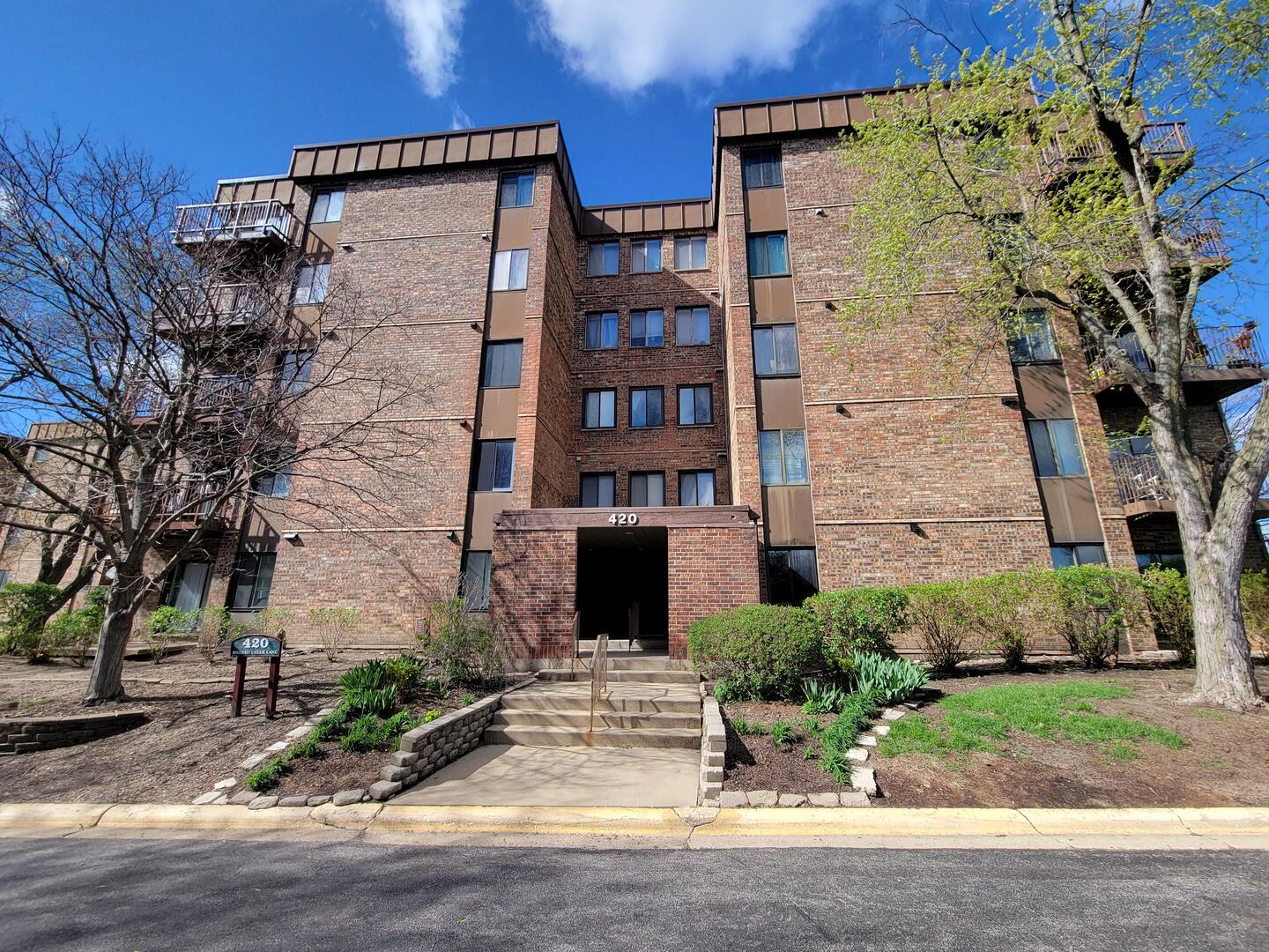 420 Walnut Creek Lane Lisle IL 60532