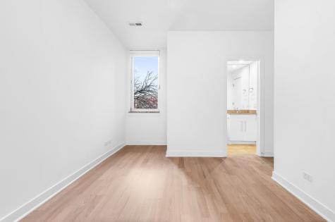 914 West Hubbard Street Chicago IL 60642