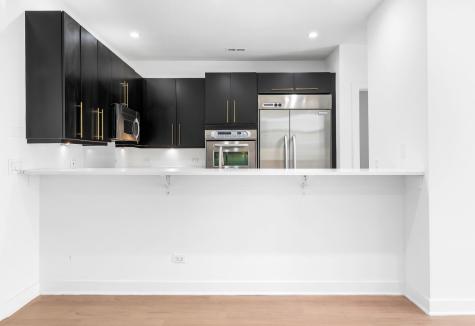 914 West Hubbard Street Chicago IL 60642