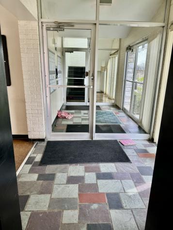 938 North Boulevard Oak Park IL 60301