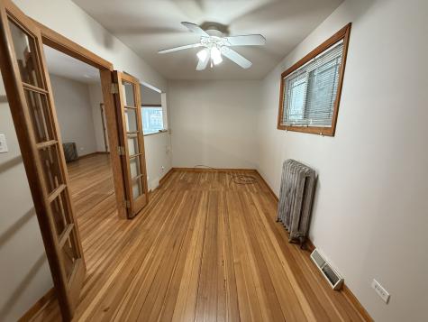 4844 West Montrose Avenue Chicago IL 60641